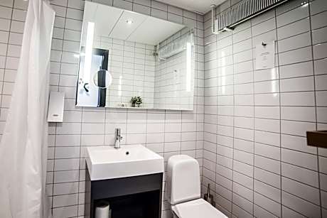 Standard Small, View (1 Double Bed)