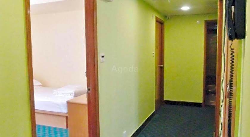 Man Va Hotel