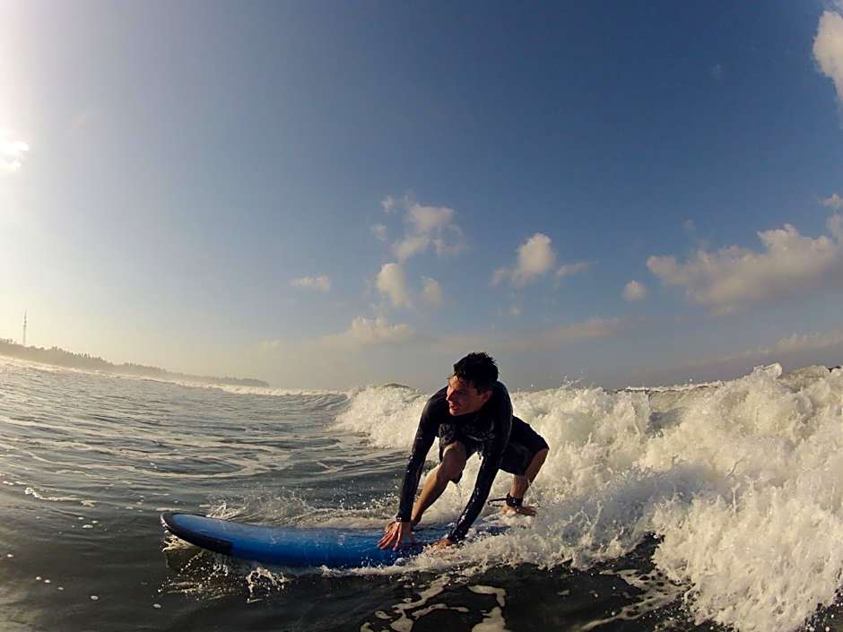 Jungle House - surf & stay