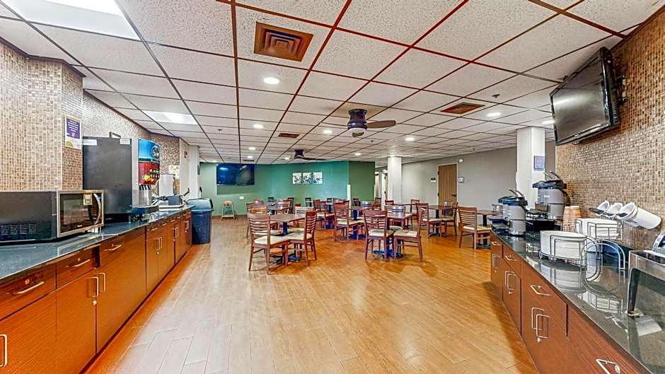 Sleep Inn & Suites Buffalo Airport