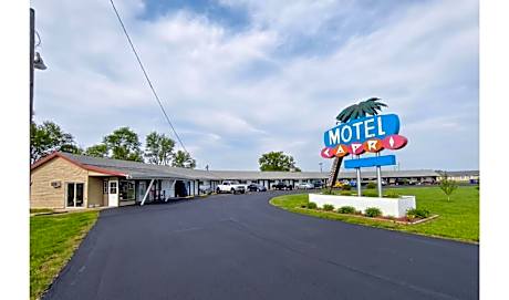 Capri Motel By OYO Elwood, Wathena