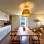 The Pearl Troia
