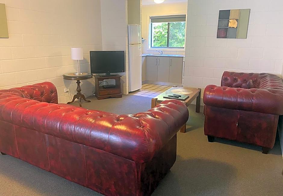 Grosvenor Court Apartments