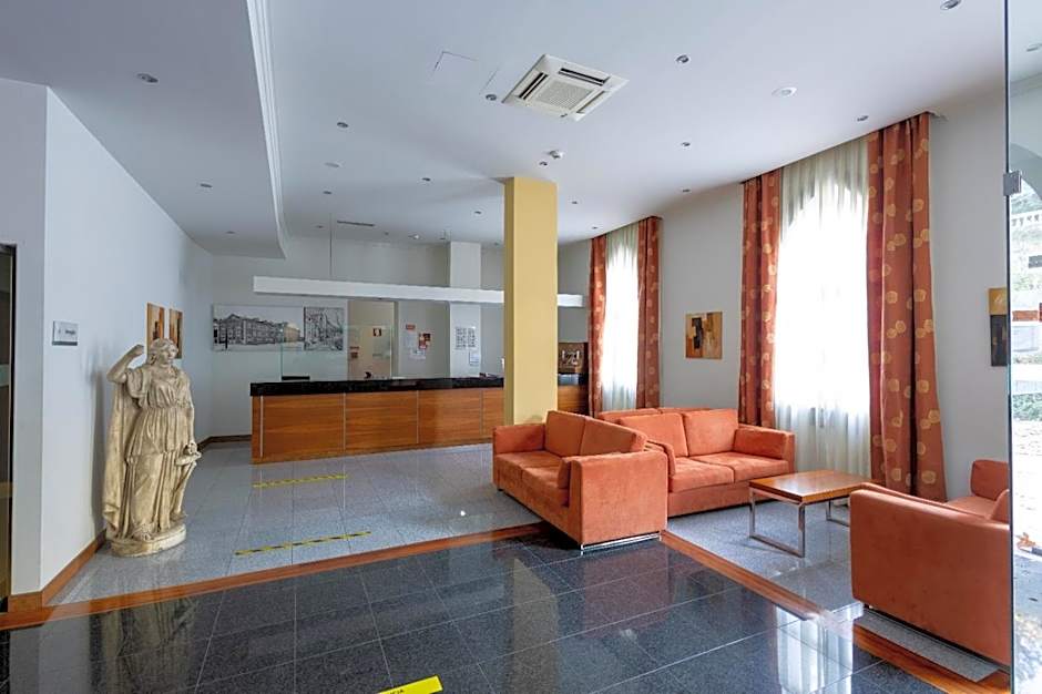 Hotel Apartamentos Geres Ribeiro