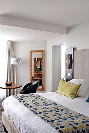 Double Room with Side Garden View