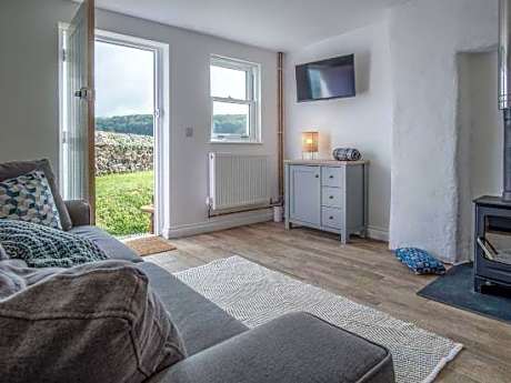 Brook Cottage - 1 Bedroom Cottage - Dale