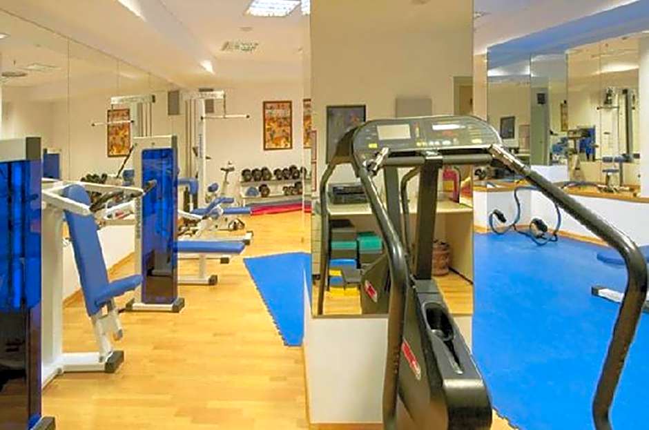 Alexandra Hotel&Apartments