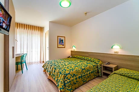 Classic Triple Room