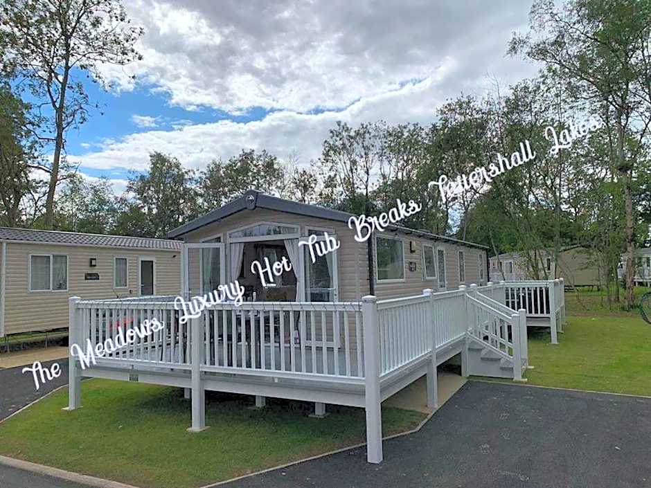 41 the meadows luxury hot tub holidays tattershall lakes