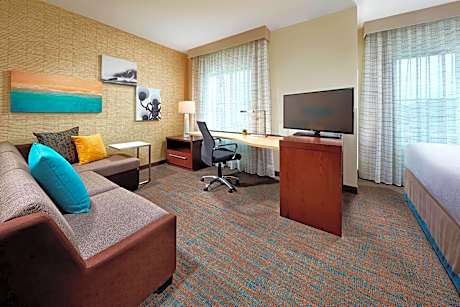 King Studio with Sofa Bed