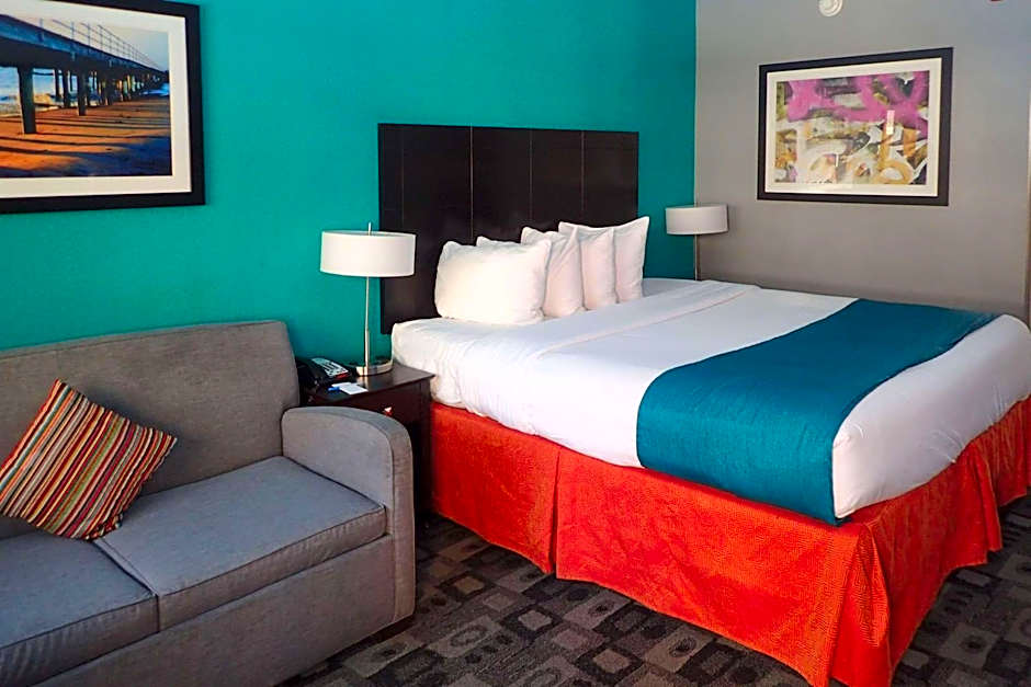 Photo 1 of 7 of 1 King Bed, Accessible, Nonsmoking