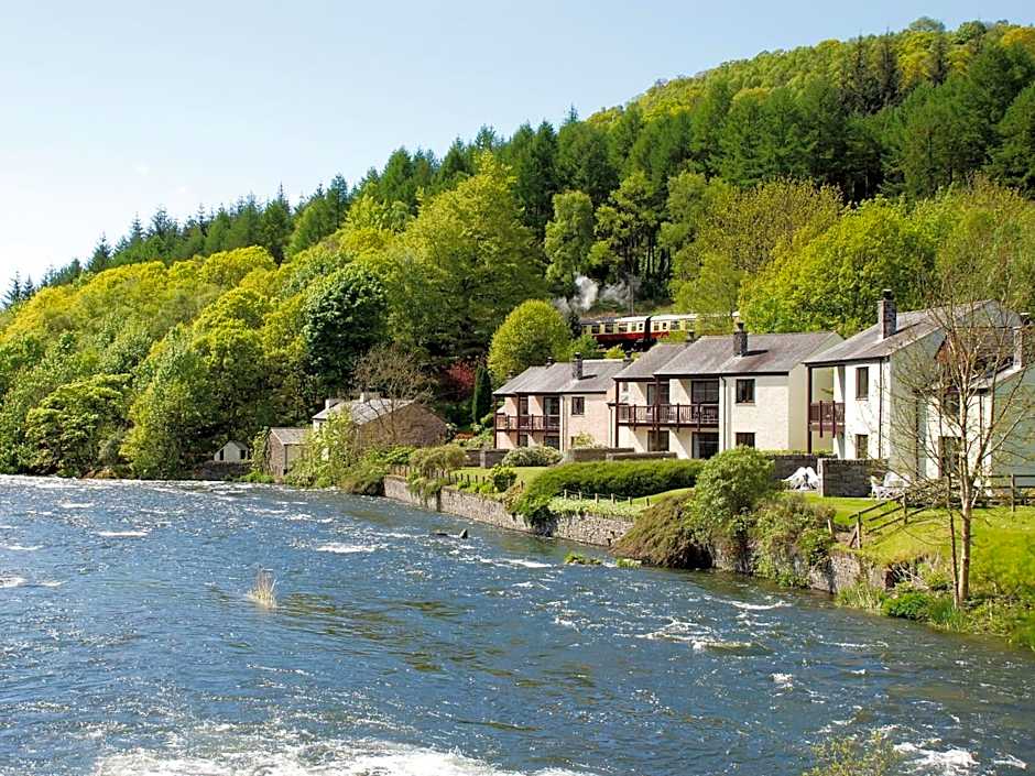 Whitewater Hotel & Spa