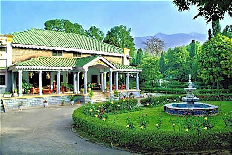WelcomHeritage Taragarh Palace