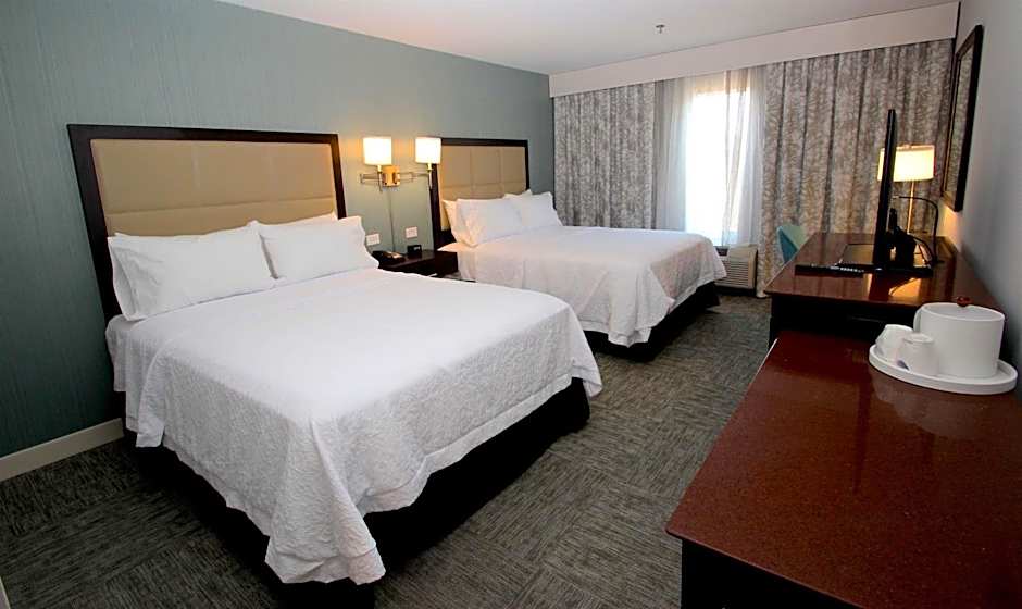 Hampton Inn By Hilton Suffolk VA