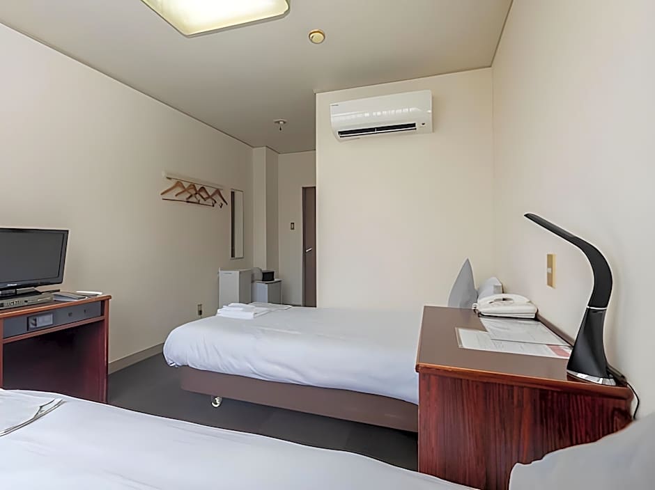 Tabist Business Hotel Suehiro Matsuyama
