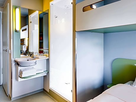 Standard Room With A Double Bed And Balcony