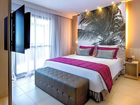Superior room with a double bed