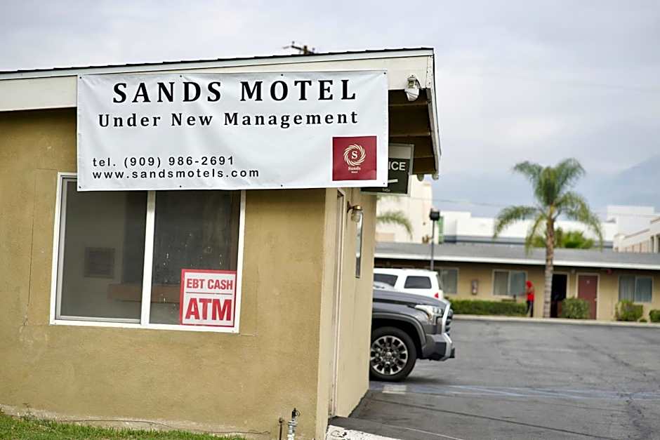 Sands Motel by Ontario Airport & Toyota Arena