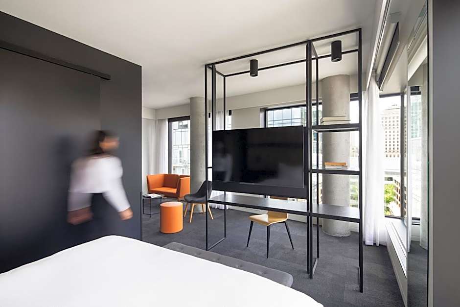 Hotel Monville