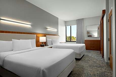 Queen Suite with Two Queen Beds, Roll-In Shower and Trundle Sofa - Mobility Access/Hearing Accessible