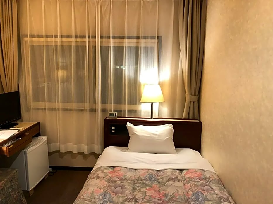 Leo Plaza Hotel