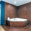 La Quinta Inn & Suites by Wyndham Woodway - Waco South