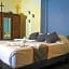Casa Aluxes Hotel