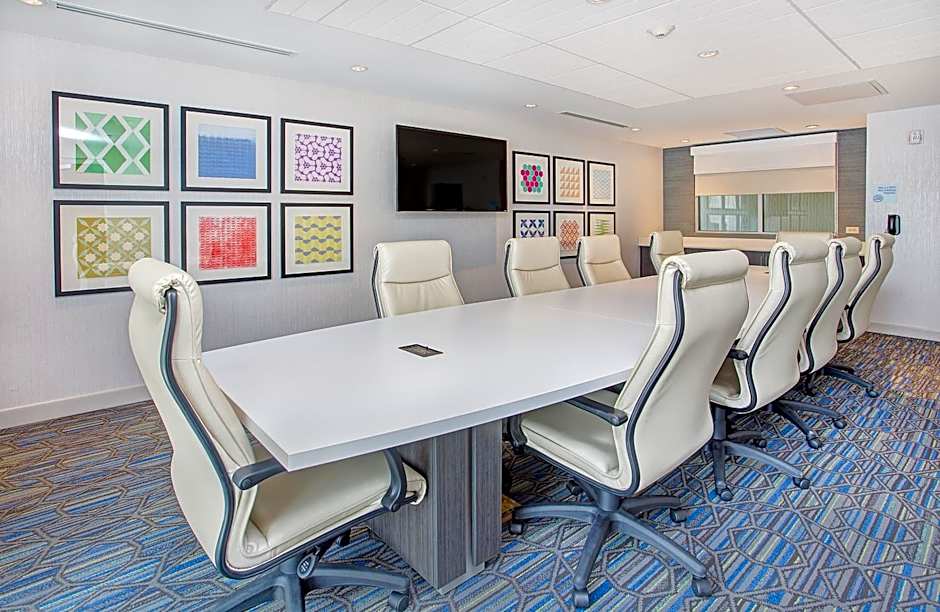 Holiday Inn Express & Suites Covington By IHG