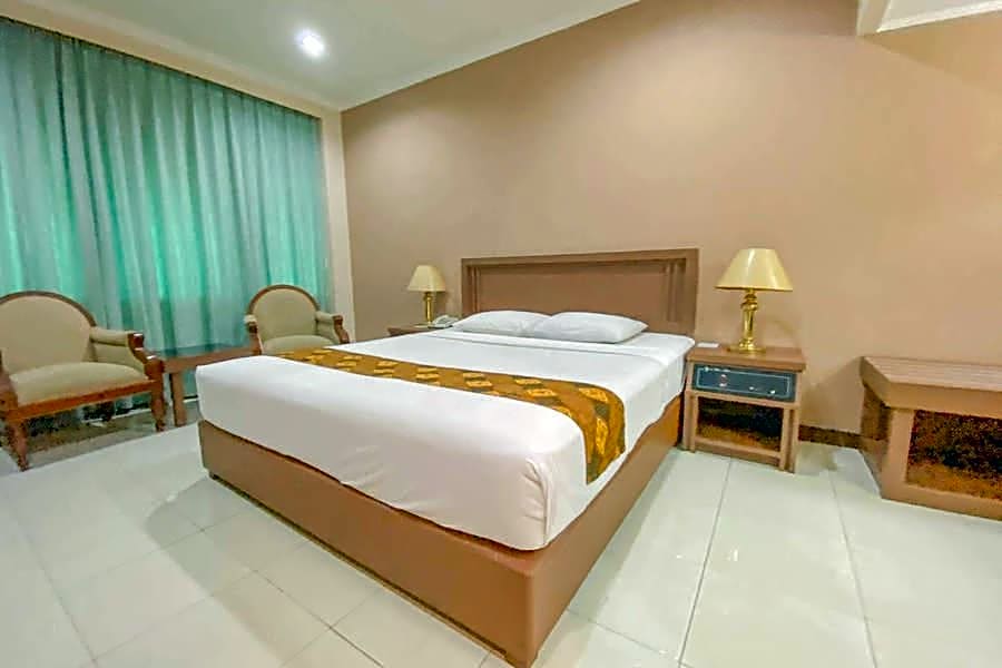 Riyadi Palace Hotel Surakarta RedPartner