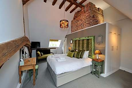 King Junior Suite