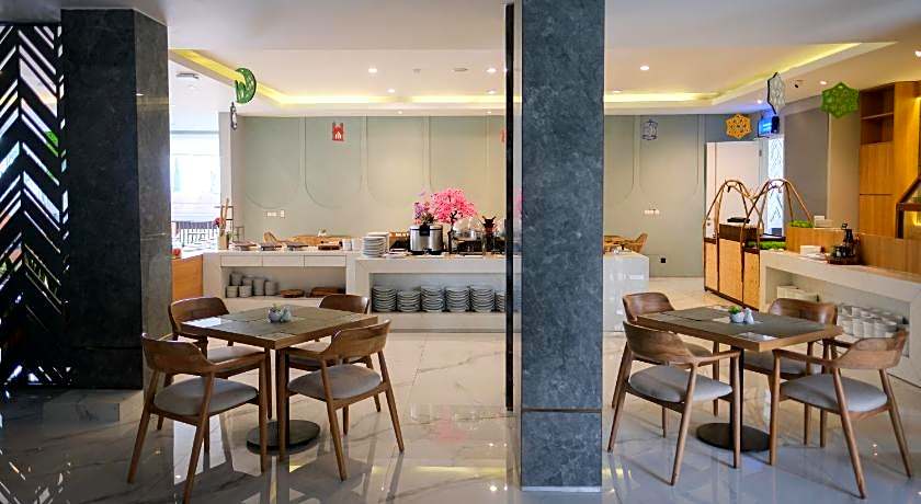 Facade Hotel by Azana