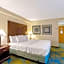 La Quinta Inn & Suites by Wyndham Boston Somerville