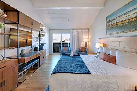 b DRIFTWOOD -Ocean view-Premium-King-Private Bathroom
