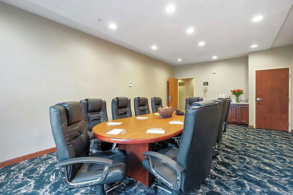 Hampton Inn By Hilton & Suites Rockland