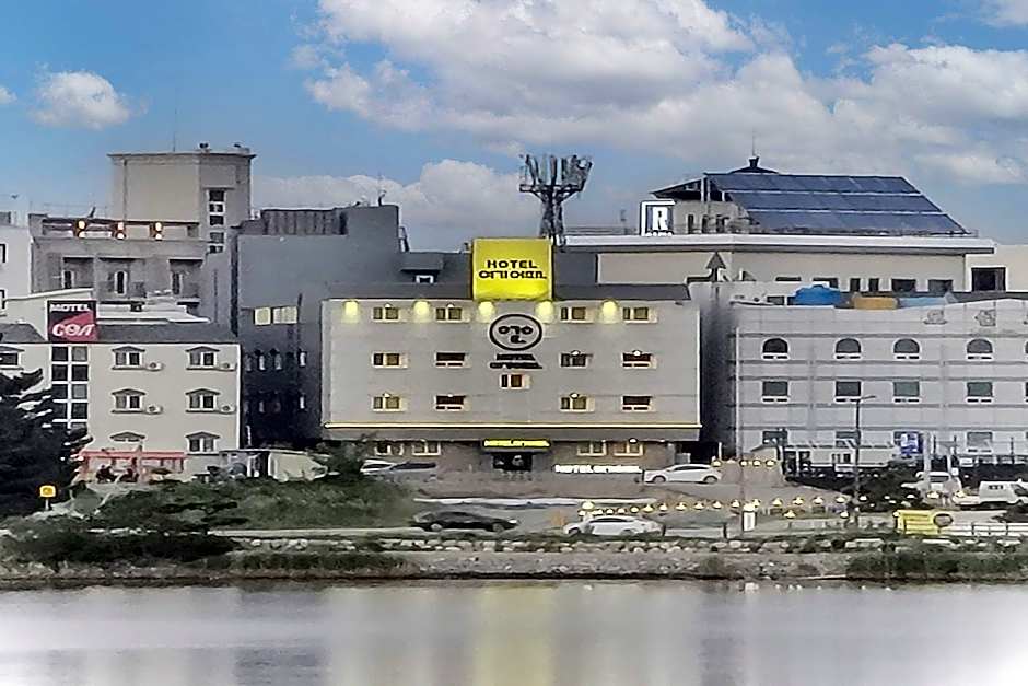 Hotel Yeogiuhtte Gangneung Gyeongpo