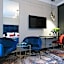 Queen Boutique Hotel