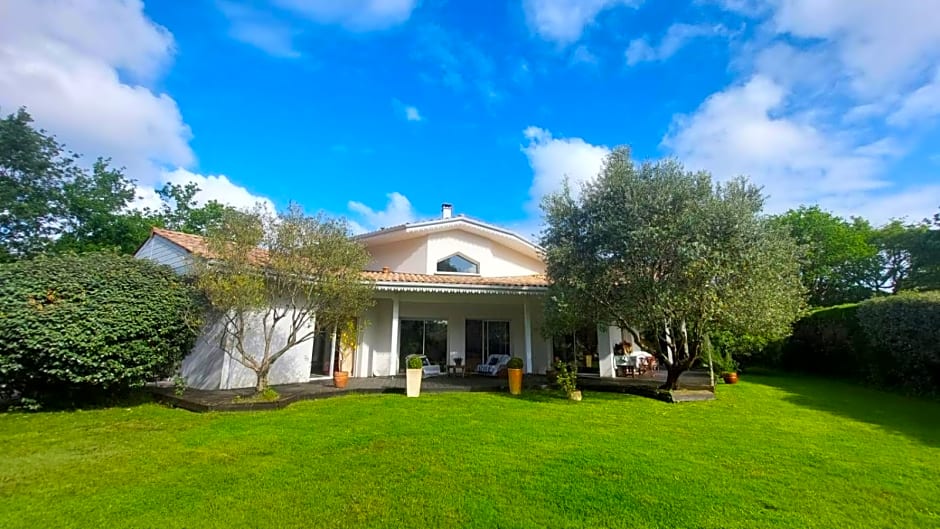 Agréable Maison sur le Bassin d'Arcachon