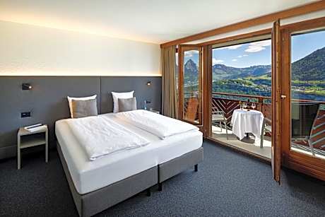 Double Room with Lake View