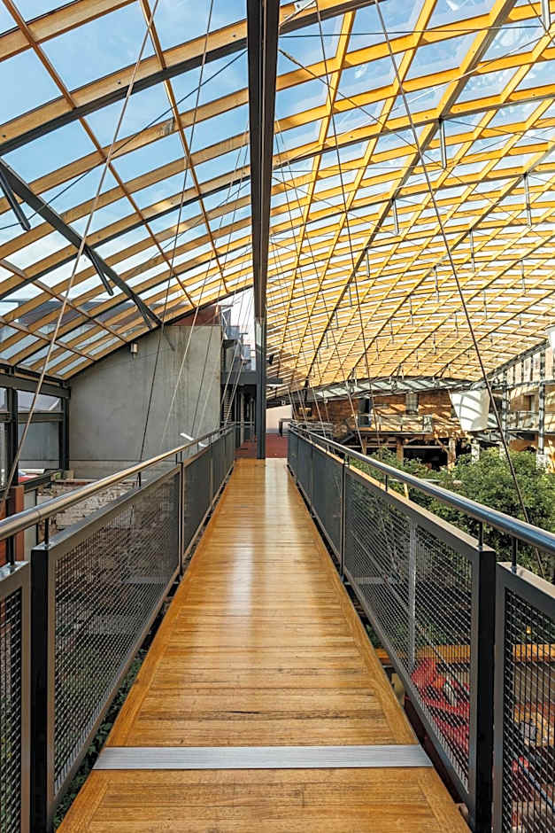 The Henry Jones Art Hotel