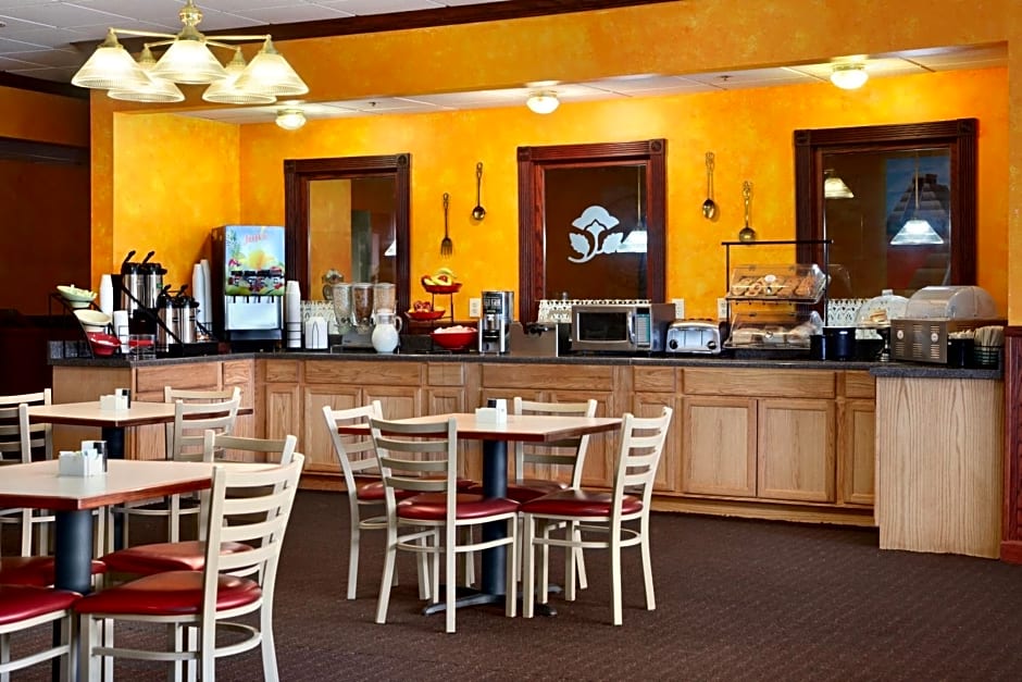 Ramada by Wyndham Wytheville