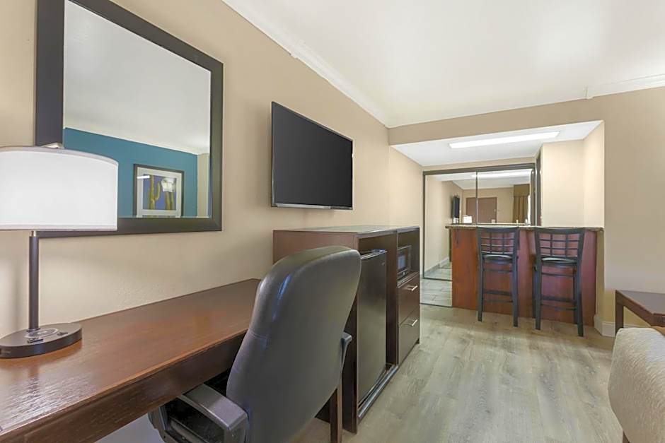 Best Western Innsuites Tucson Foothills Hotel & Suites