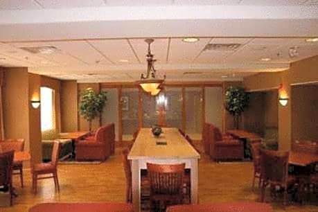 Hampton Inn Garden City