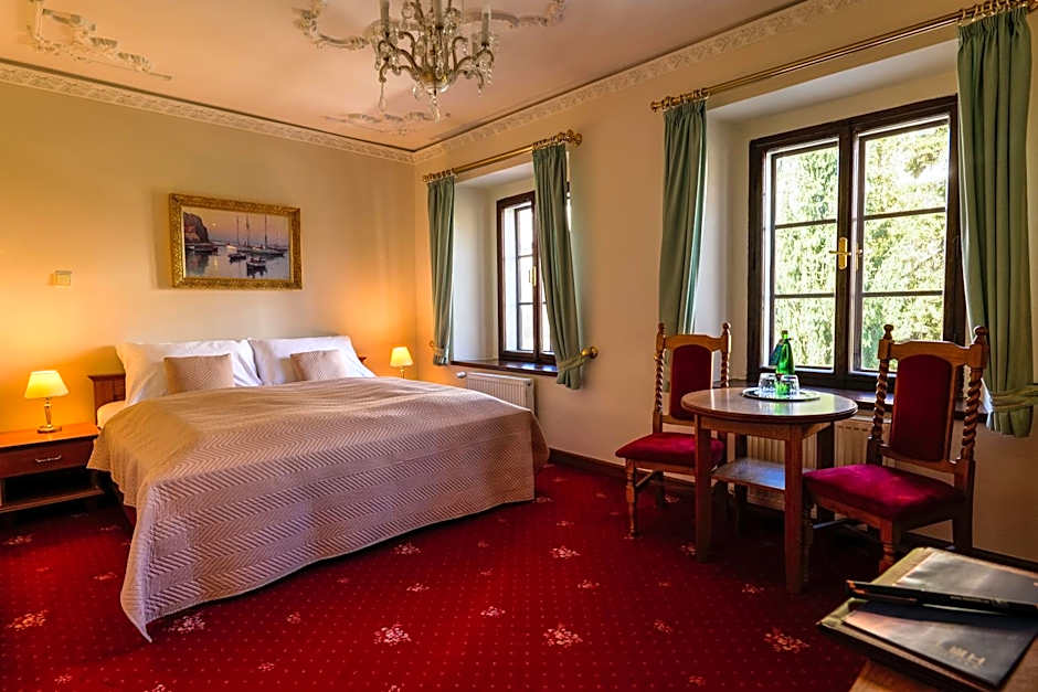 LH Hotel Gold