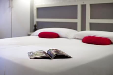 Twin Room with Private Bathroom
