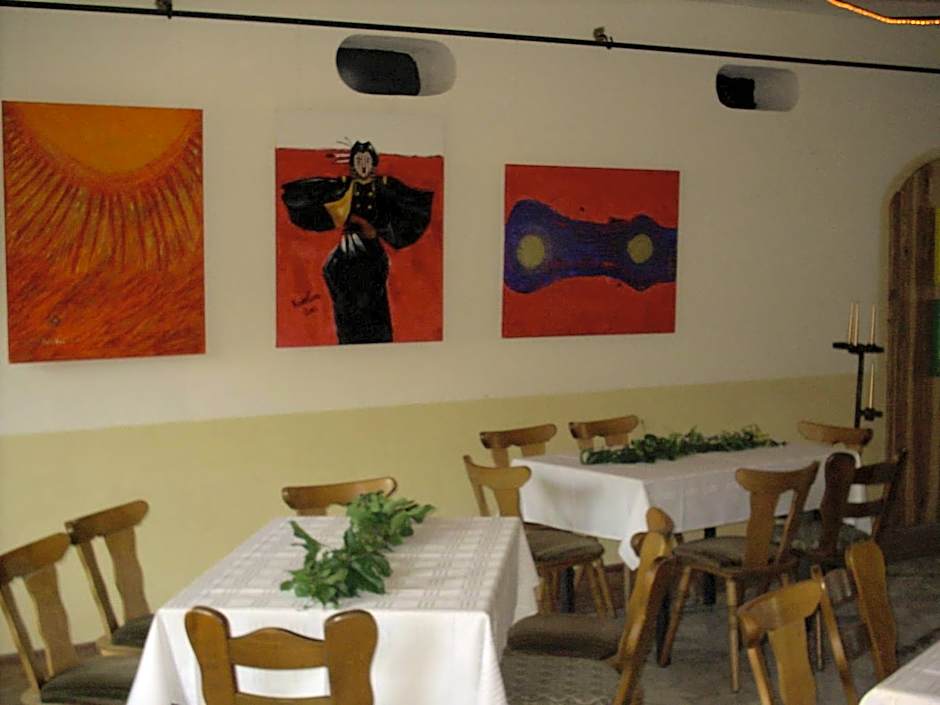 Schiff Bihlerdorf - Hostel