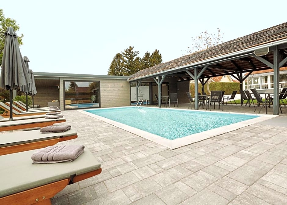 Lorelei Pension Adults Only