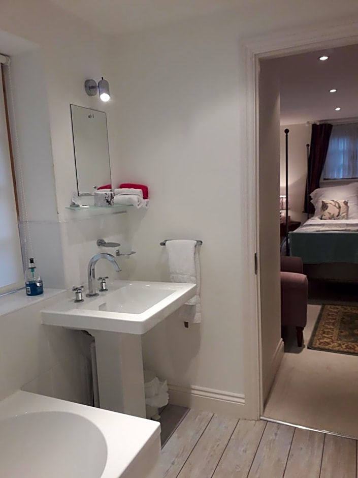 Moaps Farm B&B support small business, welcome, check in from 5 pm