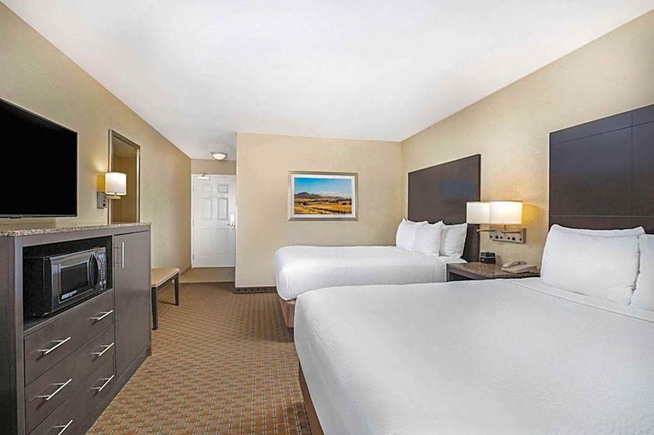 La Quinta Inn & Suites by Wyndham Paso Robles