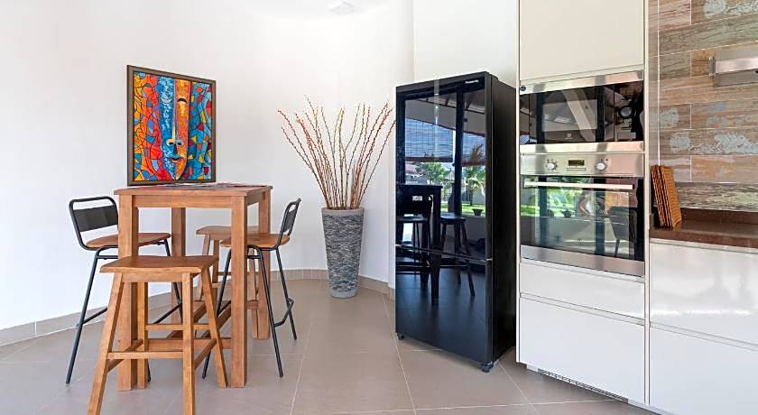 Sunset Valley Holiday Houses