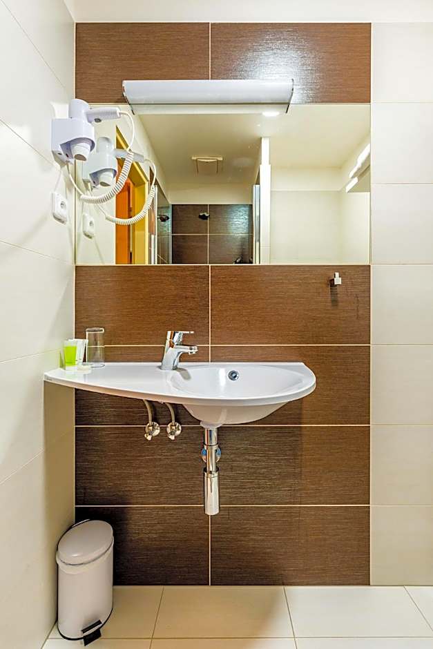Hotel SKI